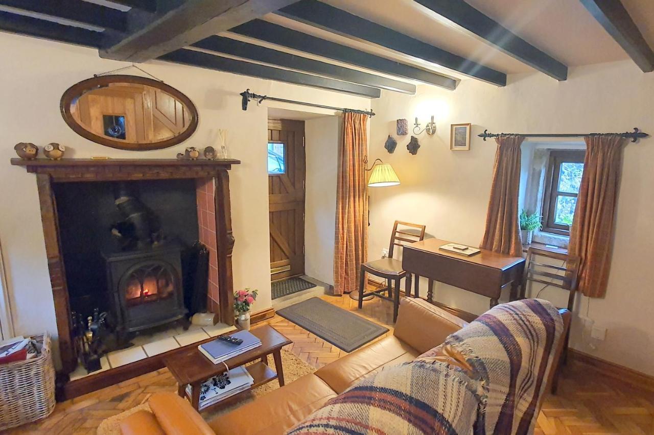 Stanton Cottage, Youlgrave Nr *